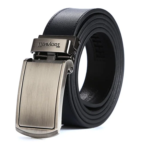 dark blue belt with gun buckle