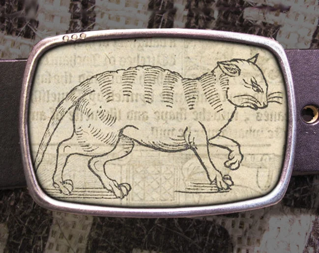 Vintage Cat Print Belt Buckle Antique Parchment Paper Design Featuring Maine Coon